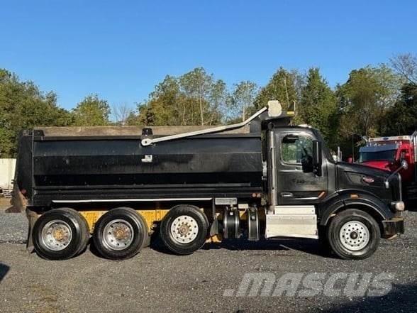 Peterbilt 567 自卸式货车