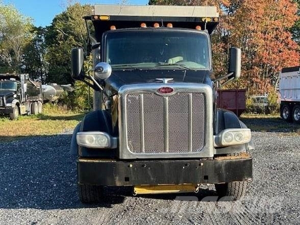 Peterbilt 567 自卸式货车