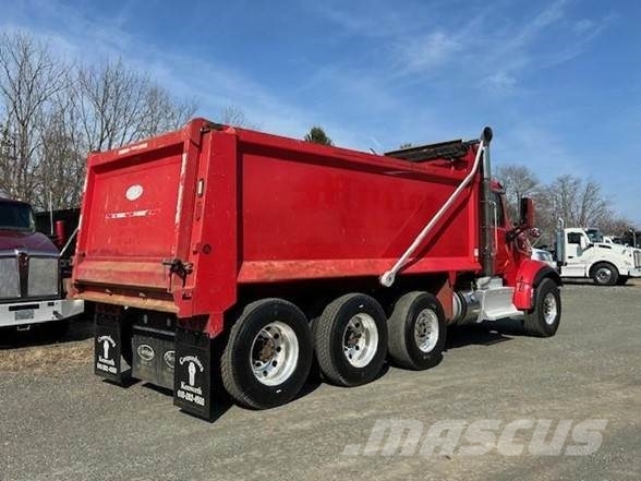 Peterbilt 567 自卸式货车
