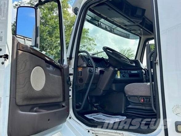 Volvo VNL64T300 Tegljači