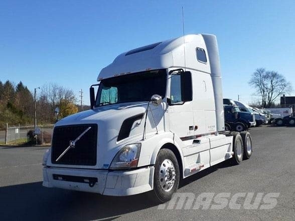 Volvo VNL64T670 Tegljači