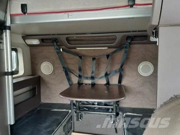 Volvo VNL64T780 Tegljači