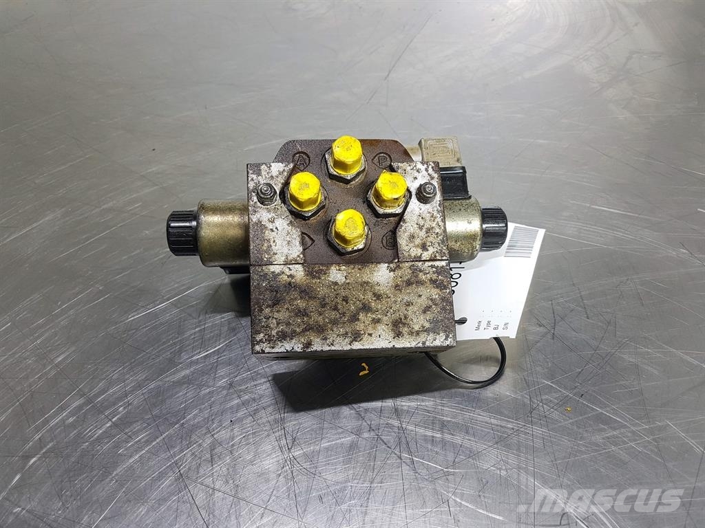 Volvo L45F-TP-Poclain KV-4/3-5K0-6-6-NG6 4/3 Valve 24V Гідравліка