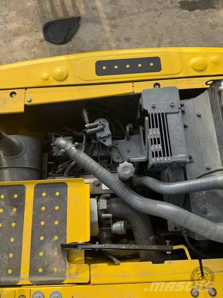 Komatsu PC130-7 Bagri goseničarji