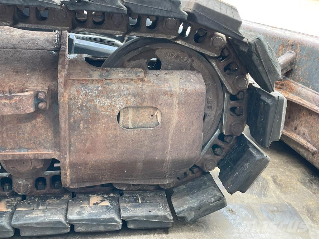 Doosan DX140LCR-3 Escavatori cingolati