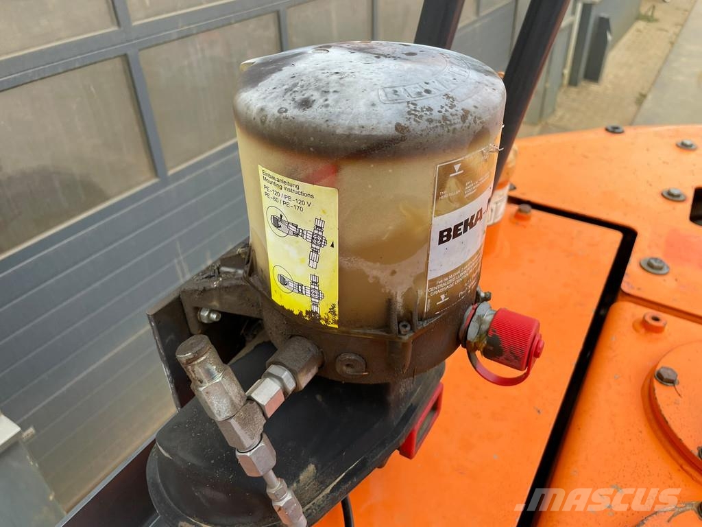 Doosan DX140LCR-3 Escavatori cingolati