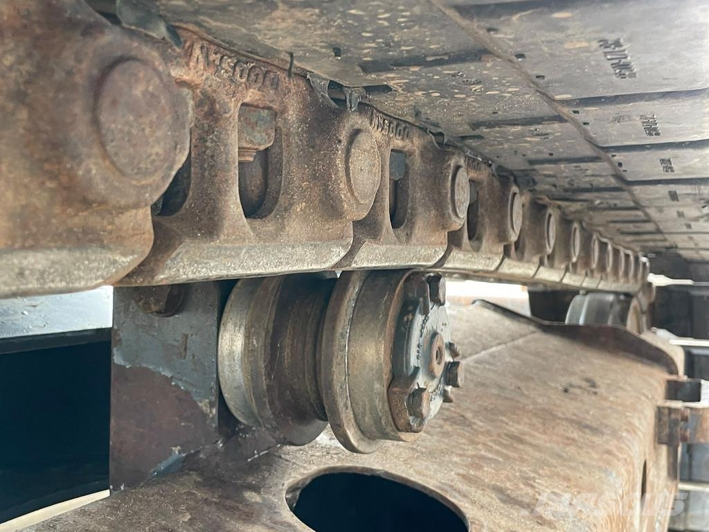 Doosan DX140LCR-3 Escavatori cingolati