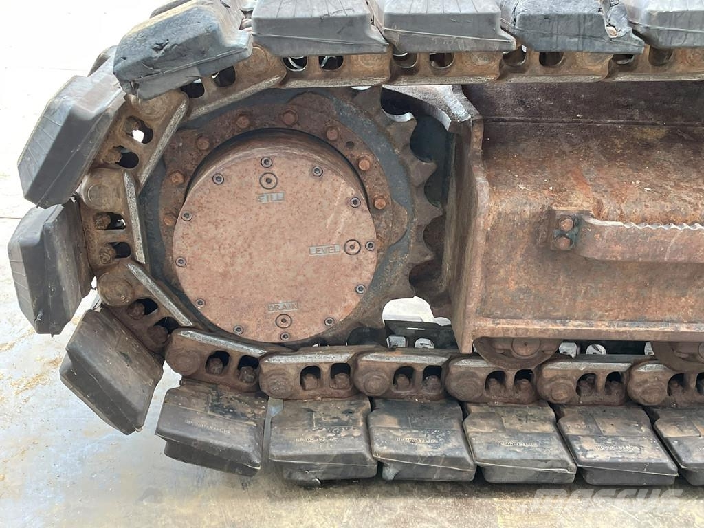 Doosan DX140LCR-3 Escavatori cingolati