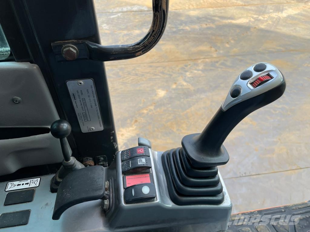Doosan DX140LCR-3 Escavatori cingolati