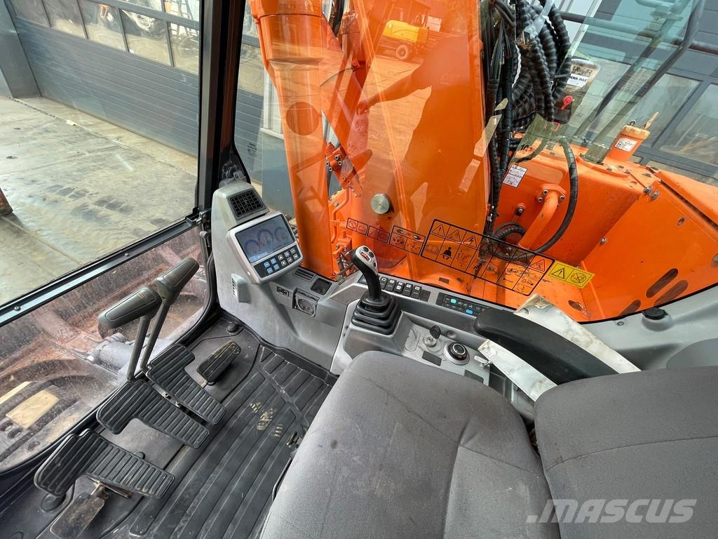 Doosan DX140LCR-3 Escavatori cingolati