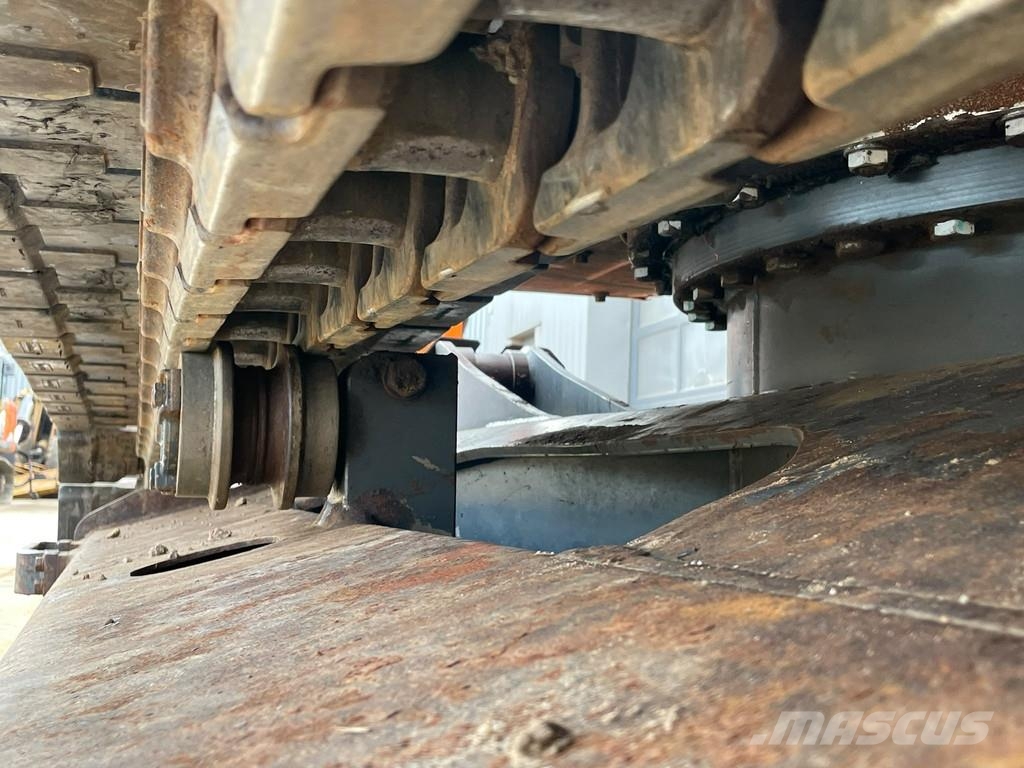 Doosan DX140LCR-3 Escavatori cingolati