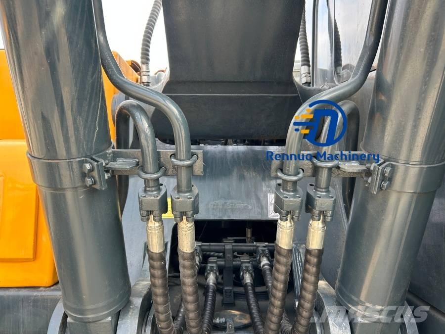 Hyundai HX220HD Gravemaskiner på larvebånd