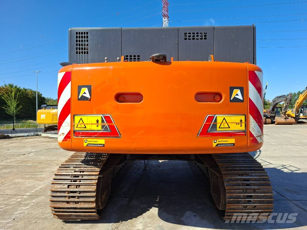 Hitachi ZX490LCH-7 履带挖掘机