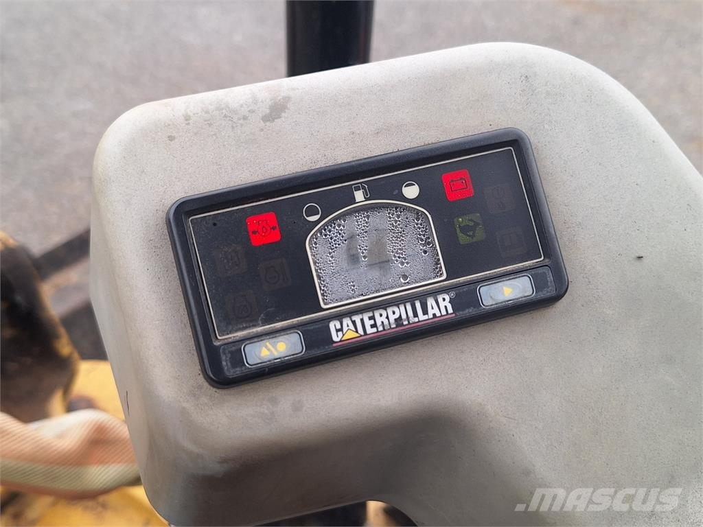 CAT 302.5 C Muu
