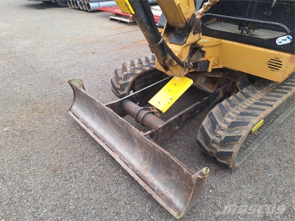 CAT 302.5 C Muu
