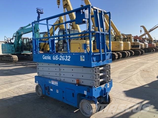 Genie GS 2632 Nožnicové zdvíhacie plošiny
