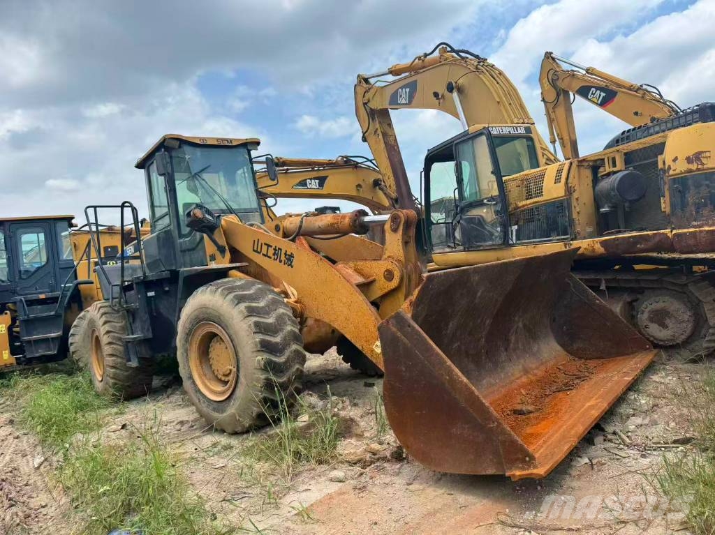 SEM 655D Верижен екскаватор