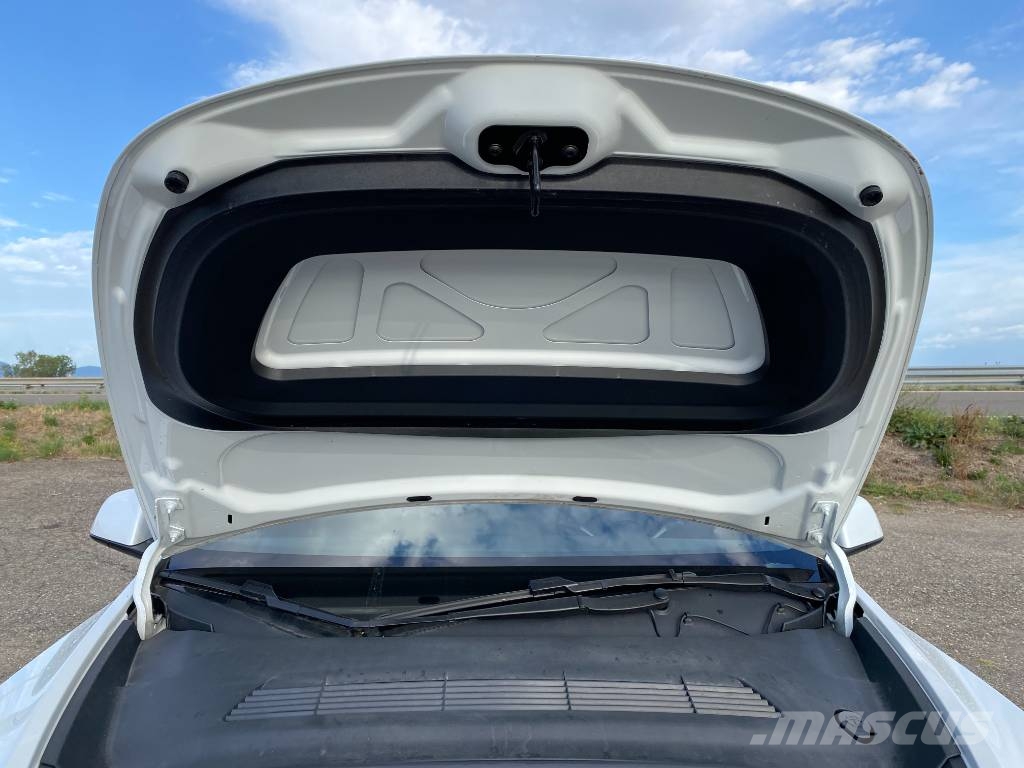 Tesla MODEL Y Basis/Rwd 1er Main Carte Grise Française Автомобілі
