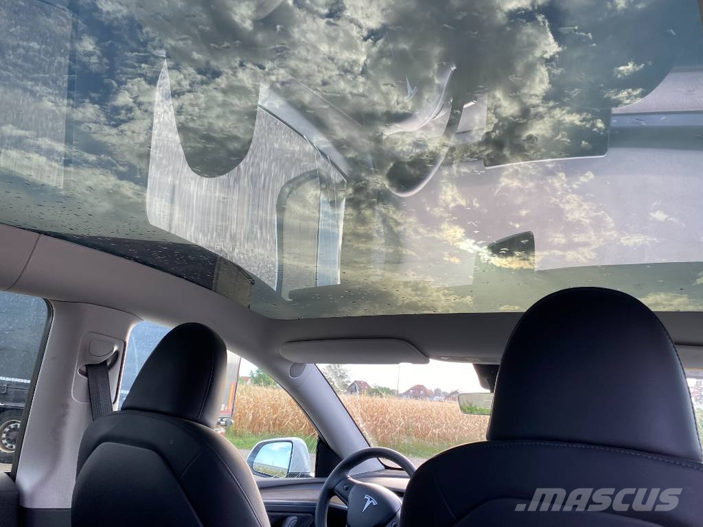 Tesla MODEL Y Basis/Rwd 1er Main Carte Grise Française Автомобілі