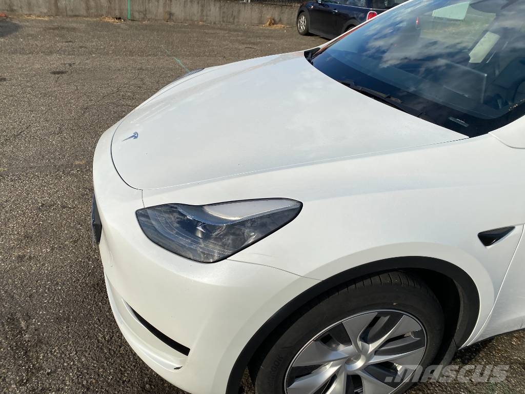 Tesla MODEL Y Basis/Rwd 1er Main Carte Grise Française Автомобілі