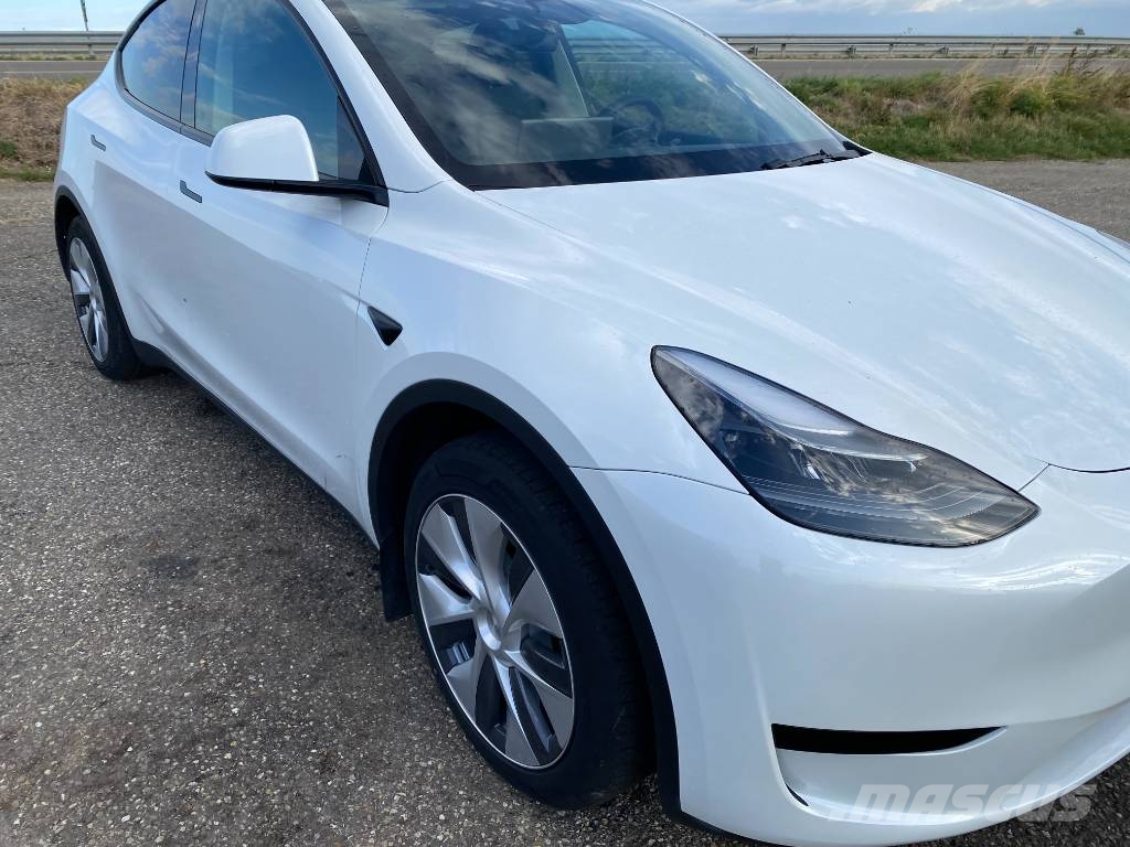 Tesla MODEL Y Basis/Rwd 1er Main Carte Grise Française Автомобілі
