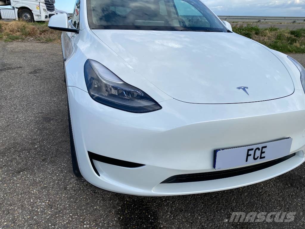 Tesla MODEL Y Basis/Rwd 1er Main Carte Grise Française Автомобілі