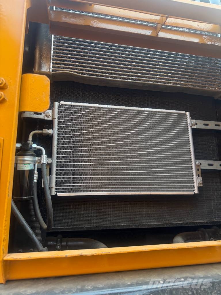 Sany SY 365 H    3000 units excavators in stock حفارات زحافة
