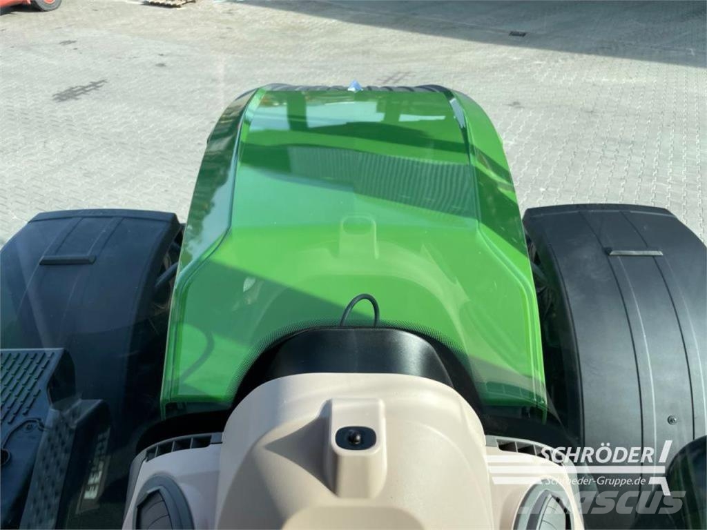 Fendt 720 VARIO GEN7 PROFI الجرارات
