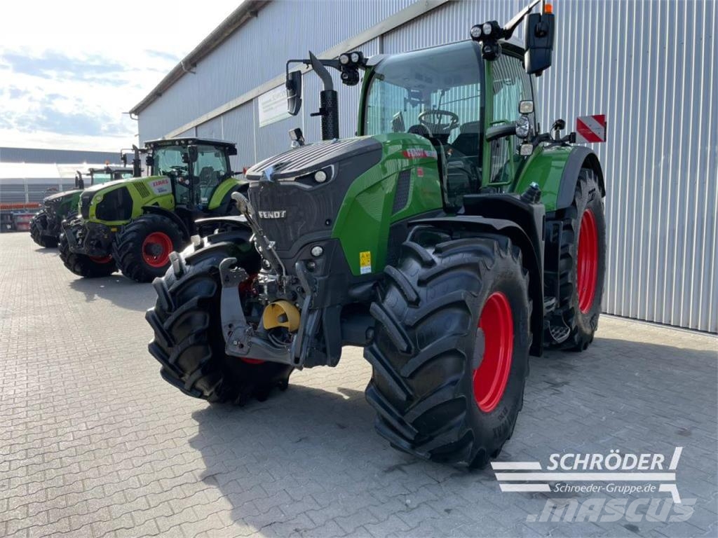 Fendt 720 VARIO GEN7 PROFI الجرارات