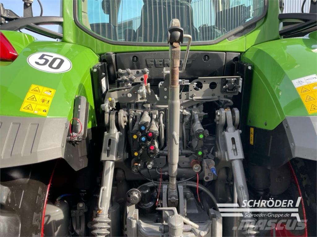 Fendt 720 VARIO GEN7 PROFI الجرارات