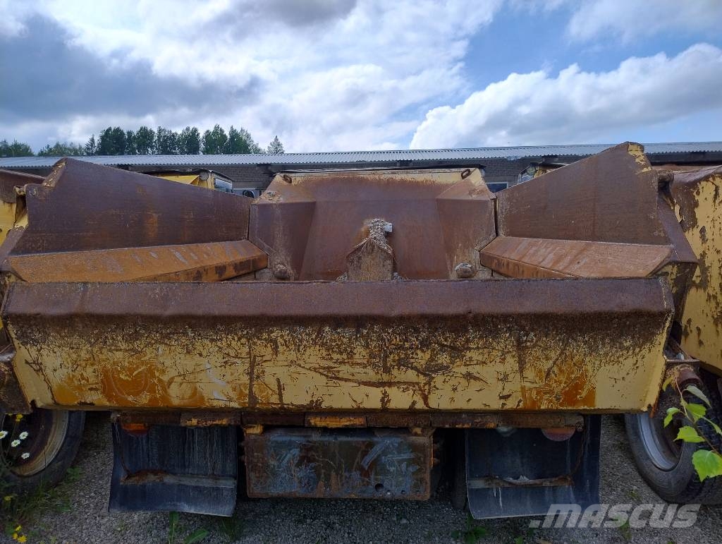 Scania P 250 Camiones bañeras basculantes o volquetes