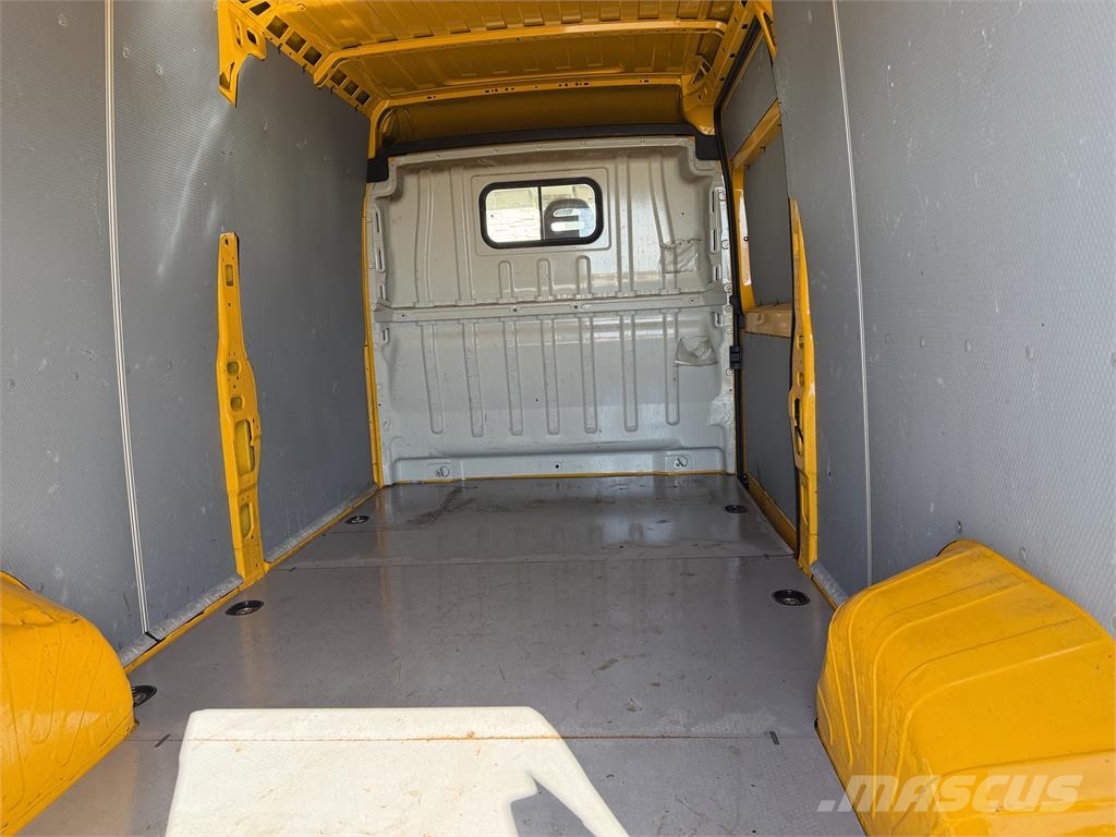 Fiat DUCATO 3,0 CNG L3H2 E6 manual 3 seats VIN 690 Furgonetas /Furgón