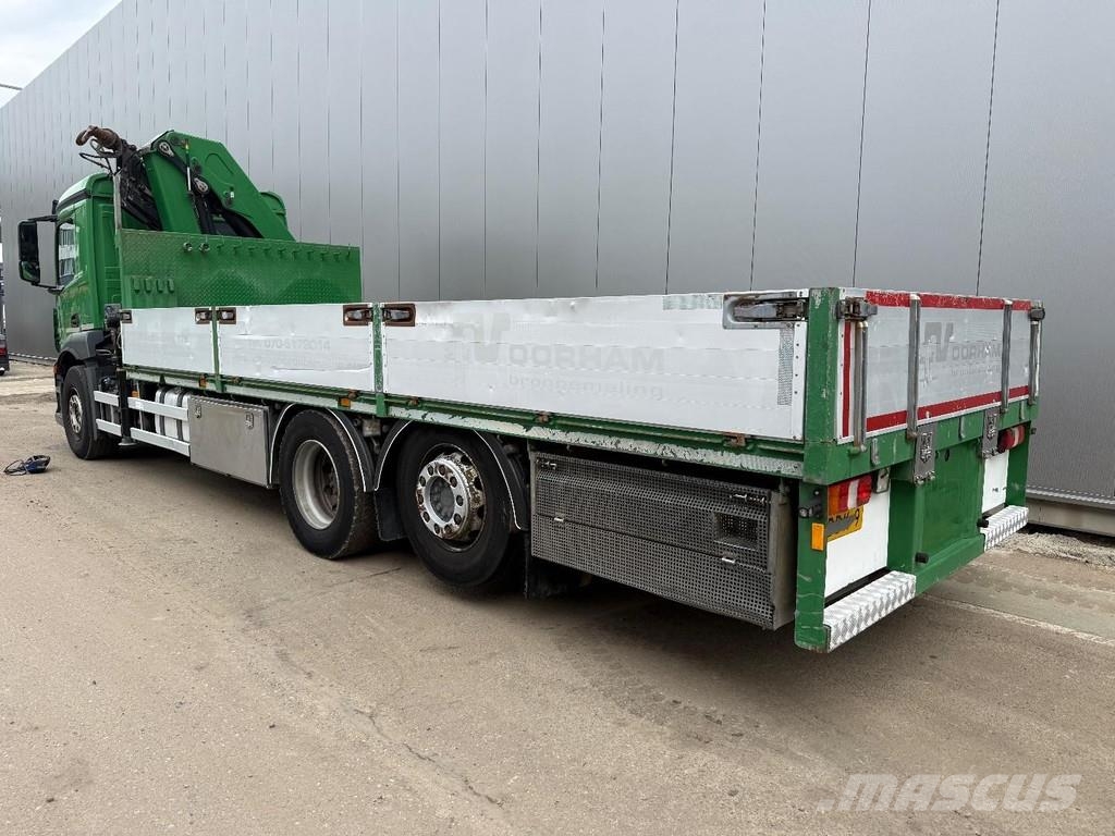 Mercedes-Benz Antos 2833 6x2 EURO 6 + HMF 2620-K3 + REMOTE CONTR Flatbed/Dropside trailers