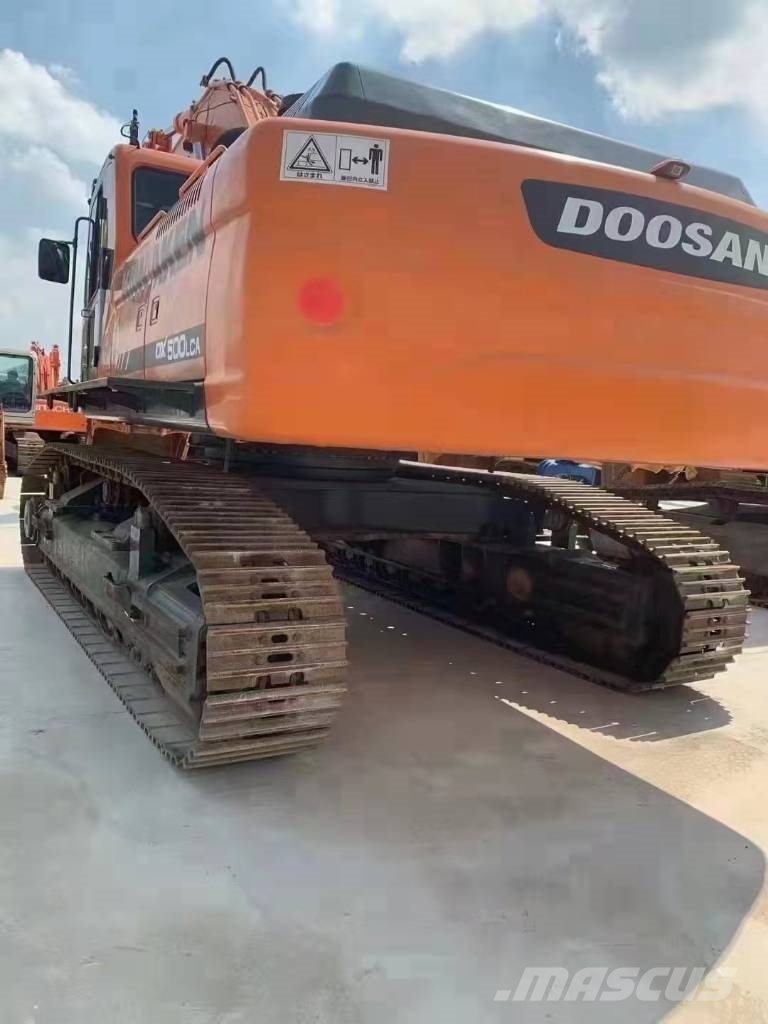 Doosan DX 500 LCA Pásové rýpadlá