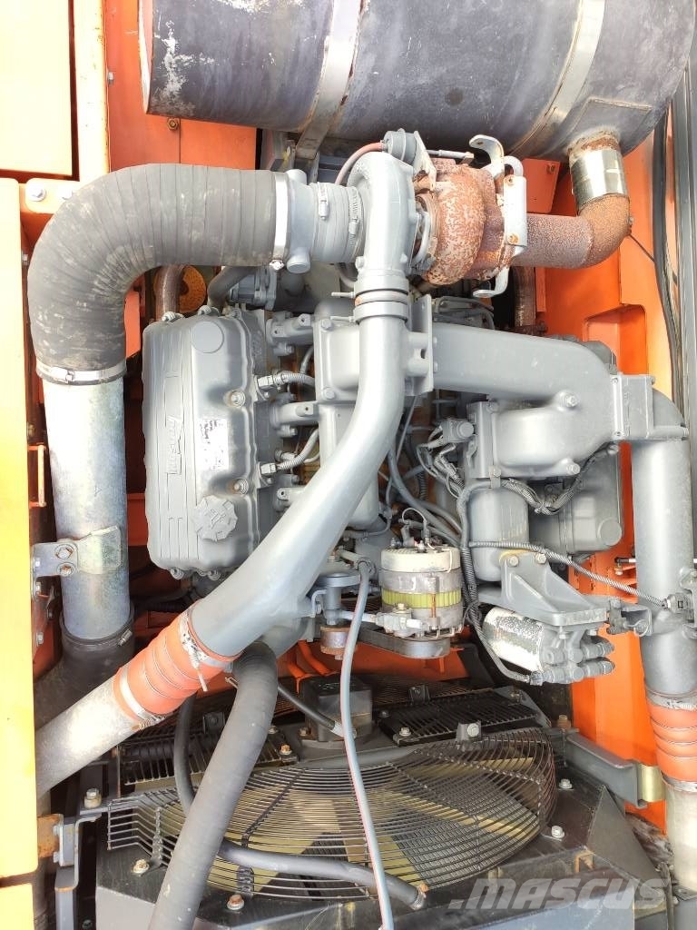 Doosan DX 500 LCA Pásové rýpadlá