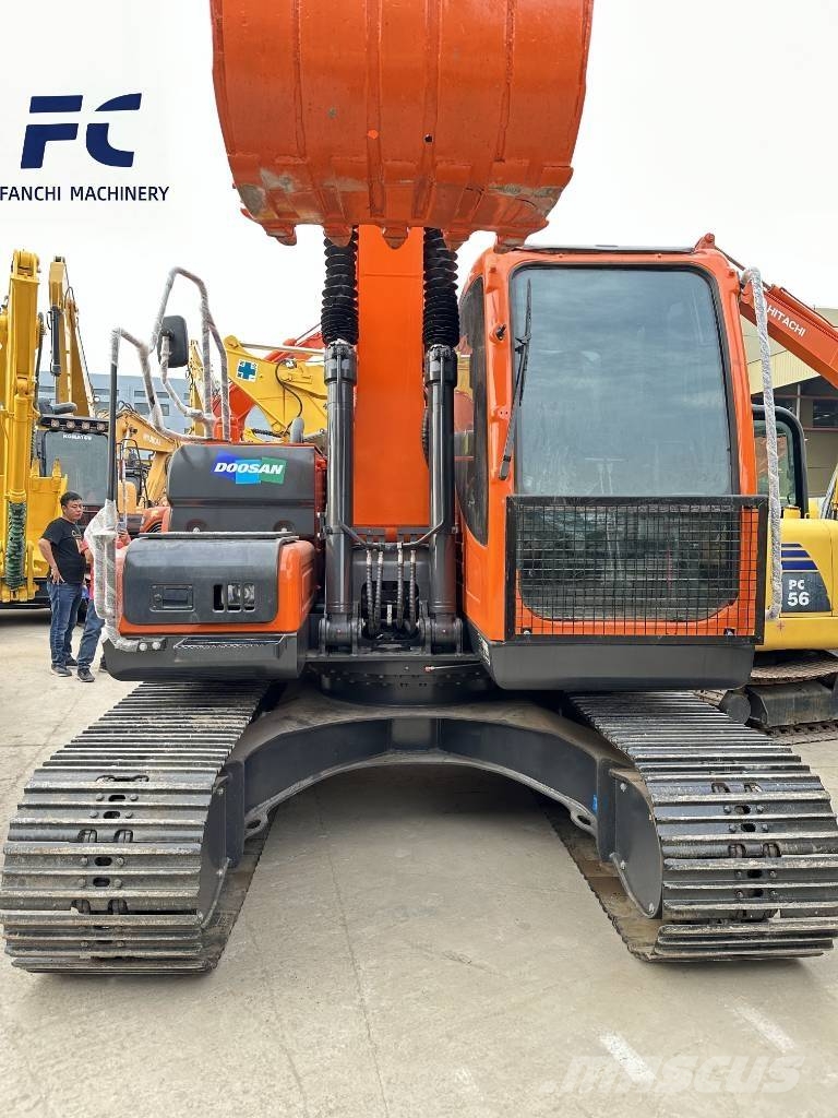 doonsan DX150LC Raupenbagger