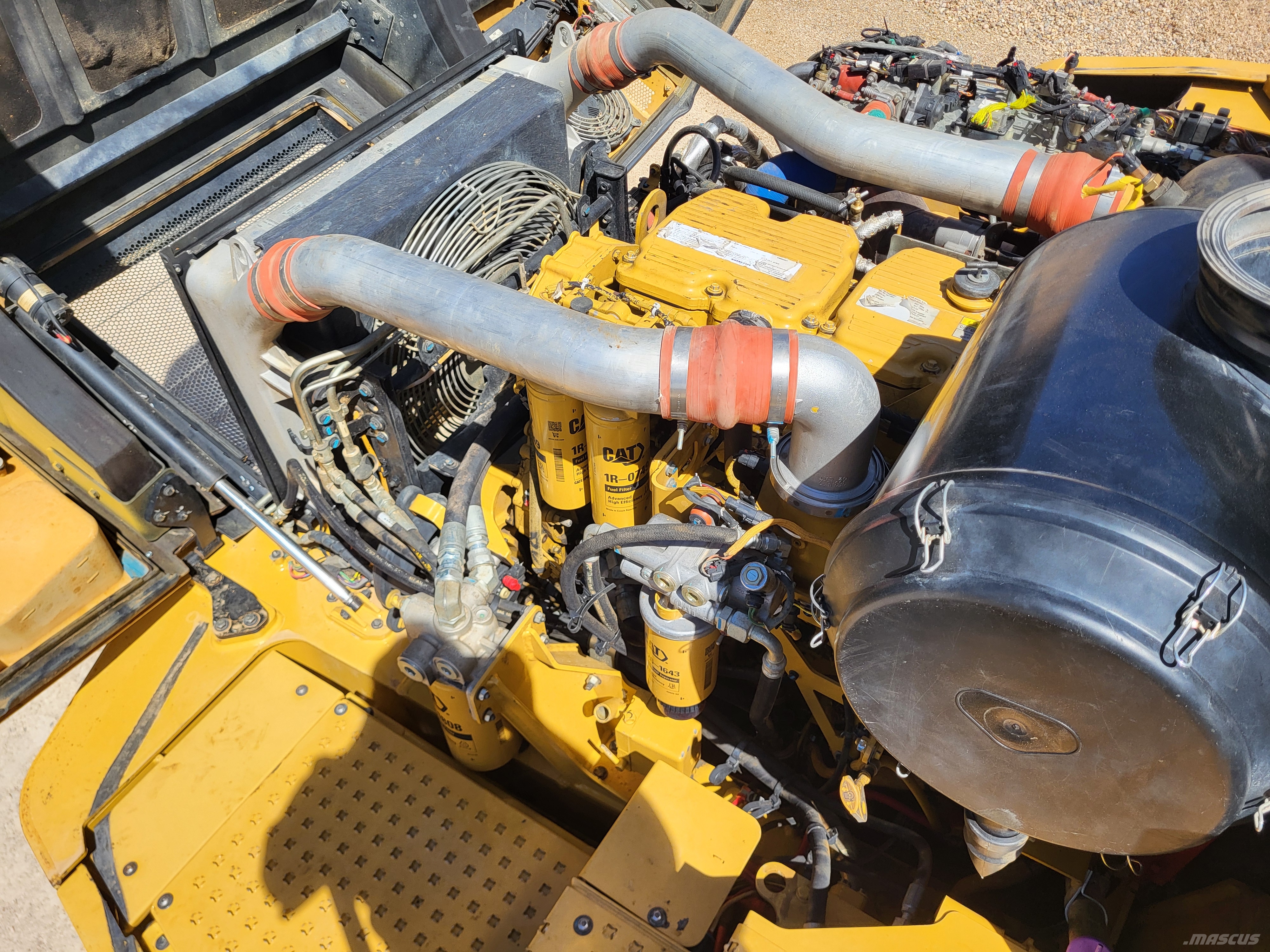 CAT 735C Zglobni demperi