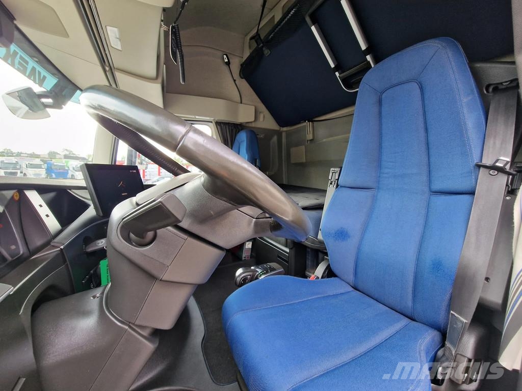 Volvo FH 13.500 Globetrotter XL 6x2 - PTO/Hydraulic - 3. Tegljači