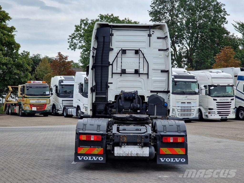 Volvo FH 13.500 Globetrotter XL 6x2 - PTO/Hydraulic - 3. Tegljači