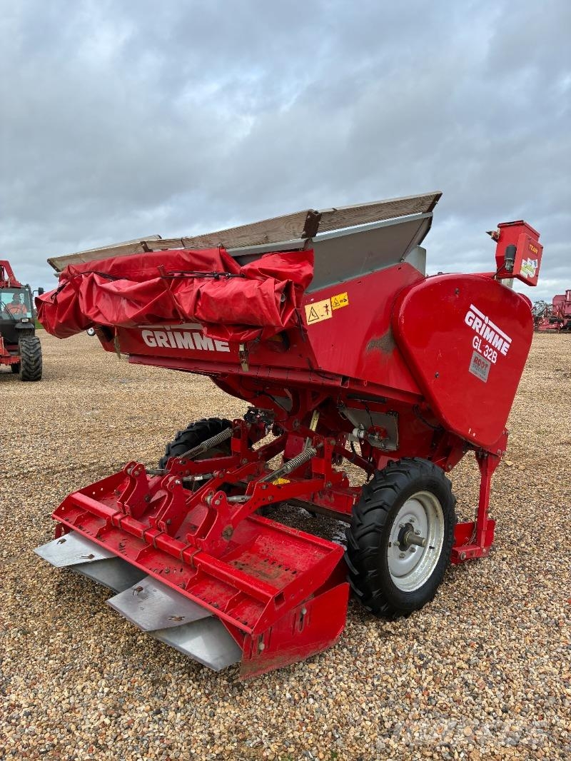 Grimme GL 32 B, 2 Row, Cup, Potato Planter Картофосадачки