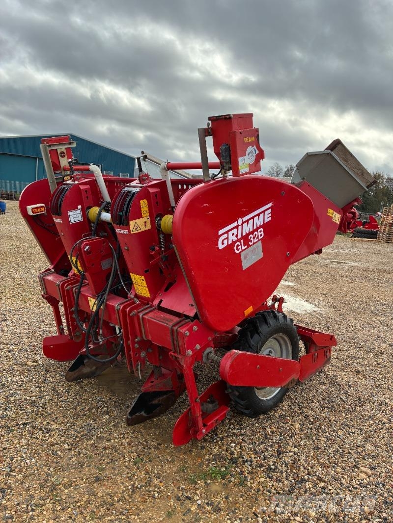 Grimme GL 32 B, 2 Row, Cup, Potato Planter Картофосадачки