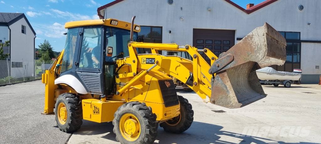 JCB 2 CX Buldoexcavatoare