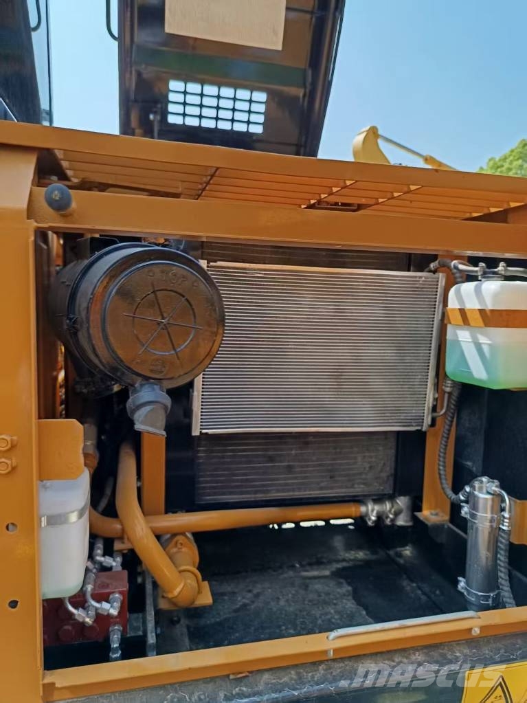 Sany SY 135 C Rupsgraafmachines