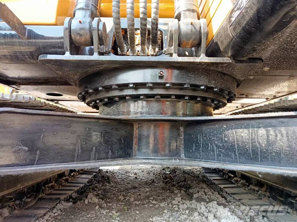 Sany SY 135 C Rupsgraafmachines