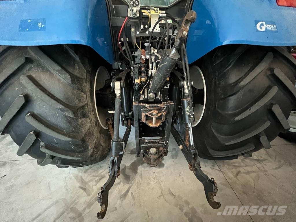 New Holland T 7060 Трактори