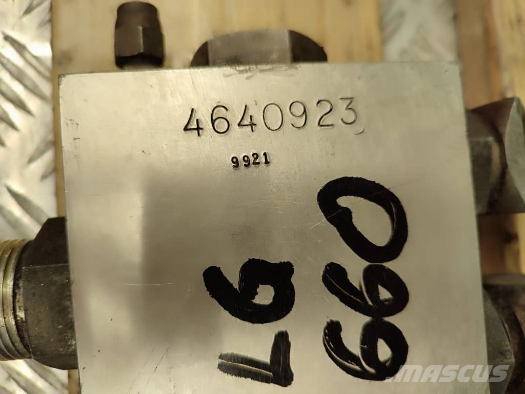 JLG Flow divider valve 4640923 JLG 660 Υδραυλικά