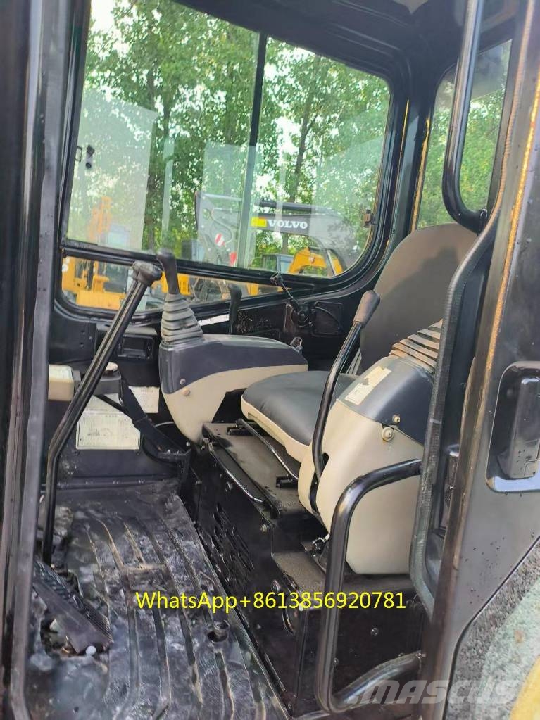 CAT 304 CR 소형 굴삭기 7톤 미만