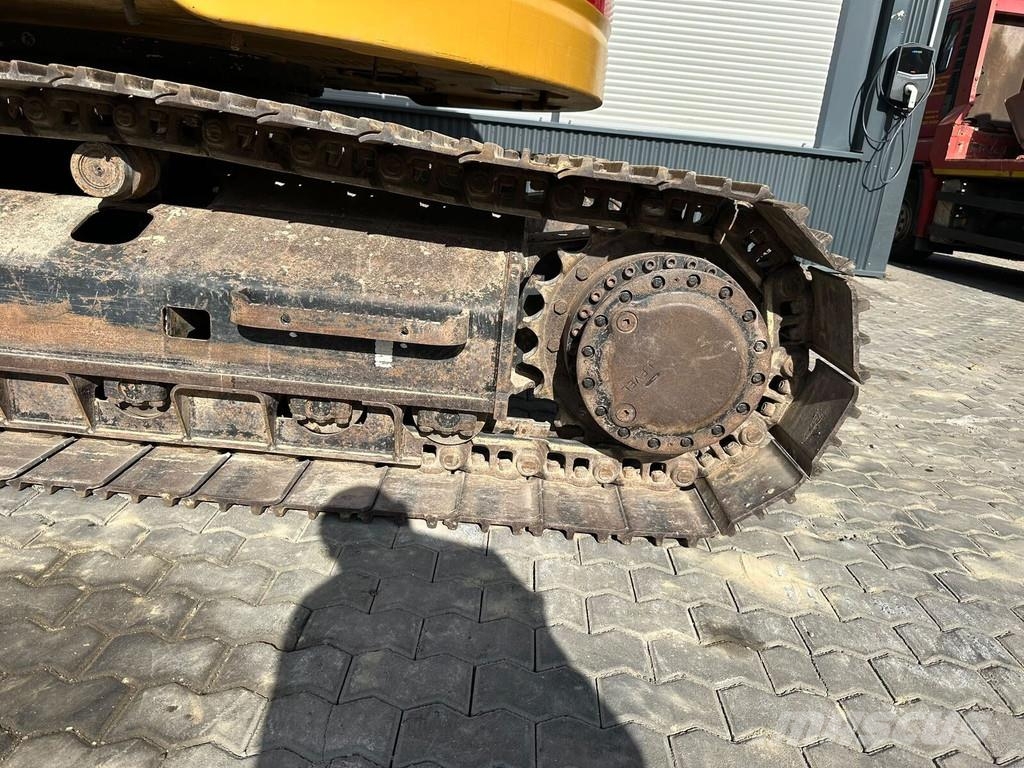 CAT 325 FLCR / OilQuick / AC / Kamera Escavadoras de rastos