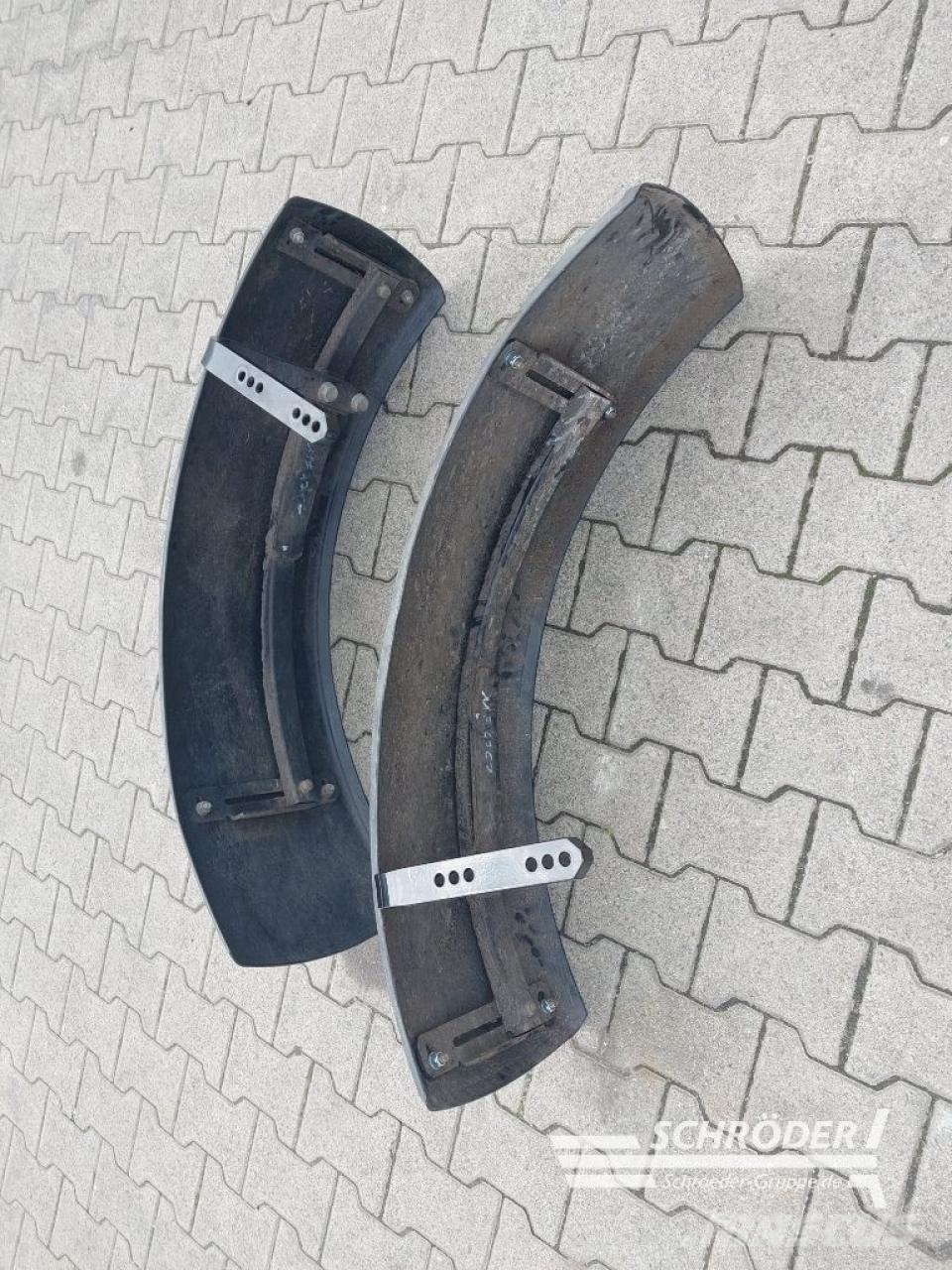 Massey Ferguson 2 STÜCK KOTFLÜGEL 35 CM Otros accesorios para tractores