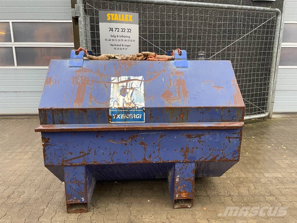 Dieseltank 1 Serbatoi per carburante e additivi